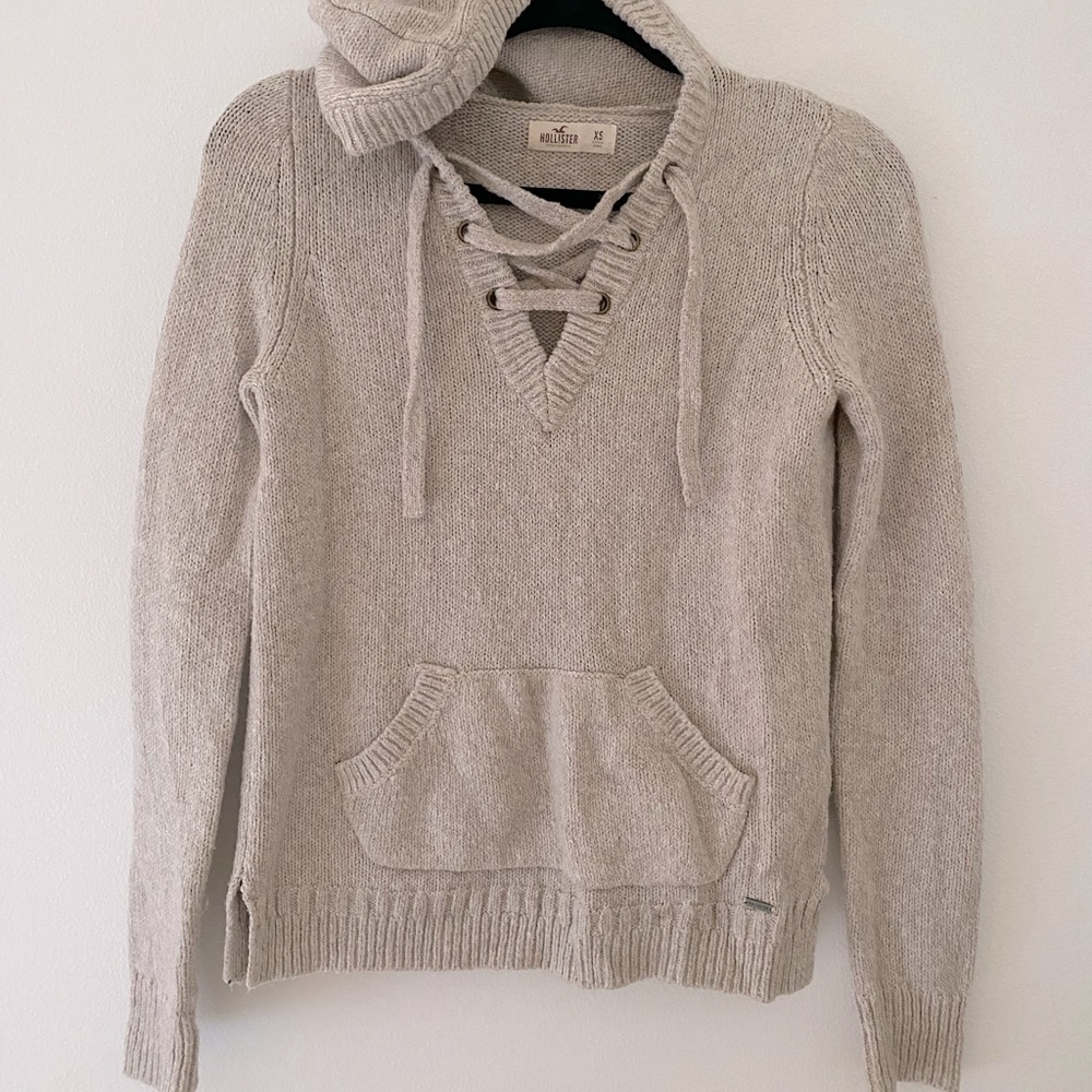 Hollister taupe wool sweater with hood
